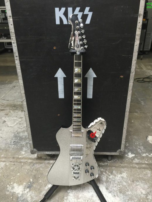 Paul Stanley Guitars Weapons Of Choice Touring Washburn Starfires